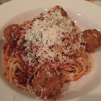Acqua e Farina - Meat sauce and meatballs - Italian Near Me - Hayward, California