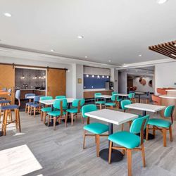 Best Western Plus Amarillo East Hotel - Breakfast Area
