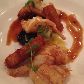 The Lion Hotel - Moreton Bay Bugs - Venues & Event Spaces Near Me - North Adelaide, SA The Lion Hotel - Moreton Bay Bugs - Venues & Event Spaces Near Me - North Adelaide, SA