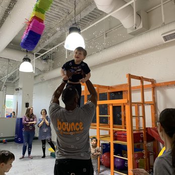 Bounce - Bubbles! - Kids Activities Near Me - Los Angeles, California