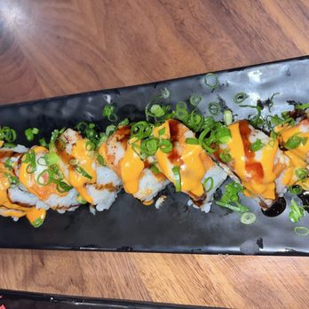 Kan Sushi - Spicy Tuna Shrimp Roll (8 Pieces) - Sushi Bars Near Me - Honolulu, Hawaii Kan Sushi - Spicy Tuna Shrimp Roll (8 Pieces) - Sushi Bars Near Me - Honolulu, Hawaii