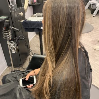 Tre Lynn Salon - Hair Salons Near Me - Rocky Hill, Connecticut Tre Lynn Salon - Hair Salons Near Me - Rocky Hill, Connecticut