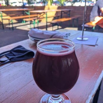 New Park Brewing - Blender boysenberry - Breweries Near Me - West Hartford, Connecticut New Park Brewing - Blender boysenberry - Breweries Near Me - West Hartford, Connecticut