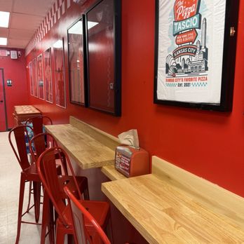 Pizza Tascio - Pizza Near Me - Olathe, Kansas