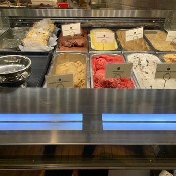 Edwards Dessert Kitchen - Ice cream - Desserts Near Me - Minneapolis, Minnesota Edwards Dessert Kitchen - Ice cream - Desserts Near Me - Minneapolis, Minnesota