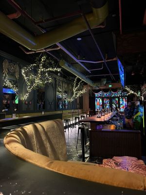 Darling Aviary by null