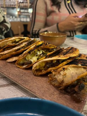 Tropikàl by null