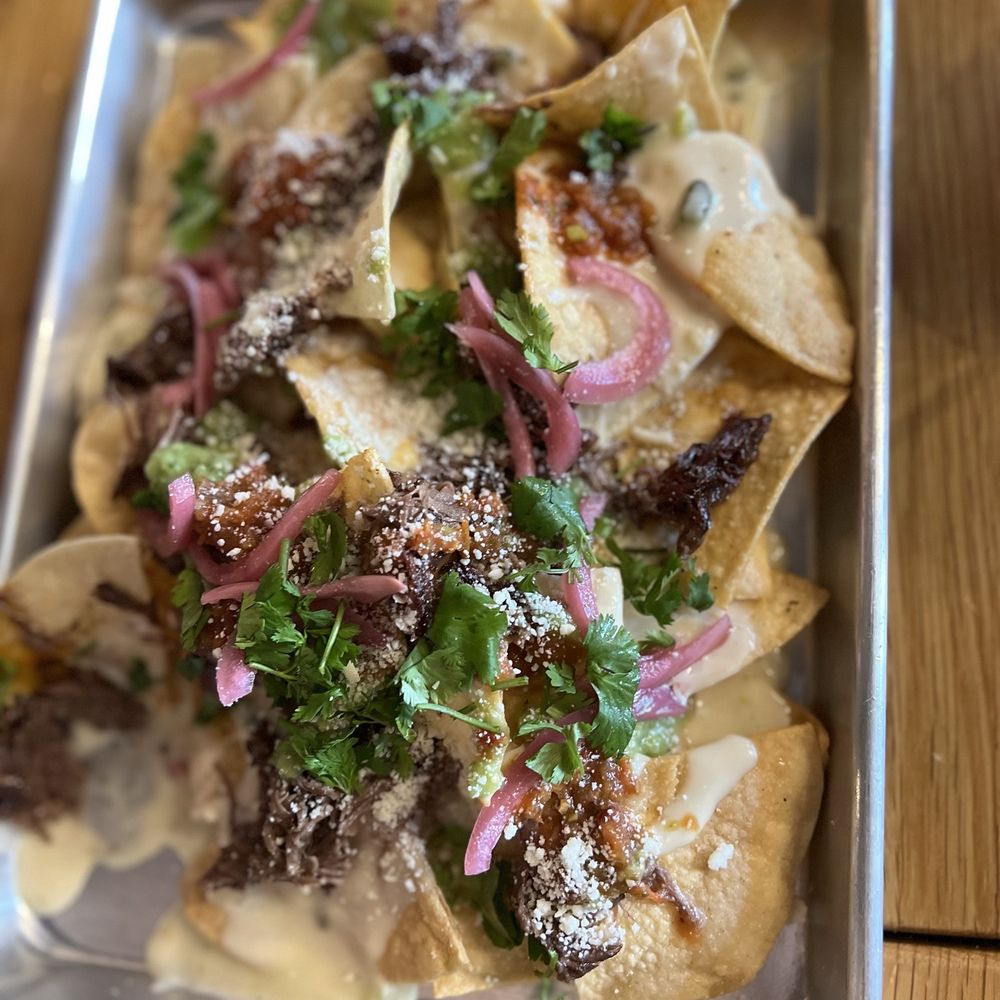 Yard Bar & Grill - Nachos w/short rib - Cocktail Bars Near Me - Ventura, California Yard Bar & Grill - Nachos w/short rib - Cocktail Bars Near Me - Ventura, California