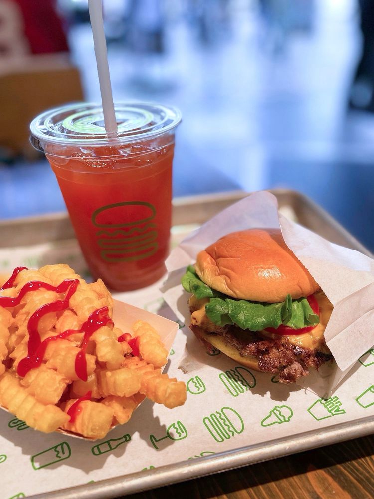 SHAKE SHACK Tokyo Dome