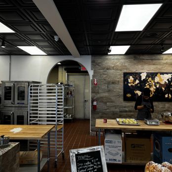 Kendall's Kitchen World Kafe - Bakeries Near Me - San Diego, California
