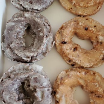 Krispy Kreme - Donuts Near Me - Kahului, Hawaii