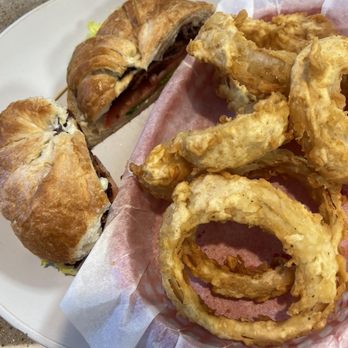 Rusty's Restaurant - BLT with ginormous onion rings - Breakfast & Brunch Near Me - Lake Havasu City, Arizona Rusty's Restaurant - BLT with ginormous onion rings - Breakfast & Brunch Near Me - Lake Havasu City, Arizona