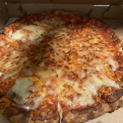 Olive Oil’s Pizzeria - Cheese pizza