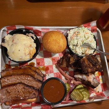Famous Daves - Barbeque Near Me - Long Beach, California Famous Daves - Barbeque Near Me - Long Beach, California