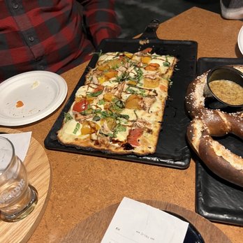 Nordic Taphouse - Caprese flatbread - Dive Bars Near Me - Monticello, Minnesota