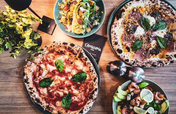 L'Artisteria Pizzeria by null