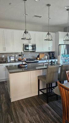 Recurring Cleaning - Huntington Beach house cleaners locally owned and operated
Experience the feeling of a truly clean home by trustworthy cleaners