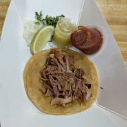 A & J Molcajete - Carnitas