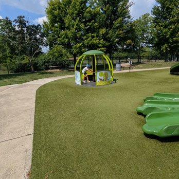 Pine Hill Lakes Park - Parks Near Me - Mason, Ohio
