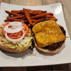 Tammy's Sports Bar & Grill - Cheeseburger & Sweet Potato Fries