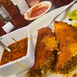 Los Michoacanos Garcias - QuesaBirria TacosThey Are the Bomb! LEGIT! Just Do It! Immaculate Place, Very Clean. Wish We Lived In the Area! A+ Very Happy Customer!