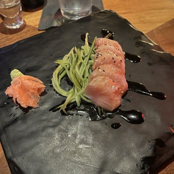 Hanzo - Yellowtail with Tebaski Glaze Sashimi Plate - Sushi Bars Near Me - San Antonio, Texas Hanzo - Yellowtail with Tebaski Glaze Sashimi Plate - Sushi Bars Near Me - San Antonio, Texas
