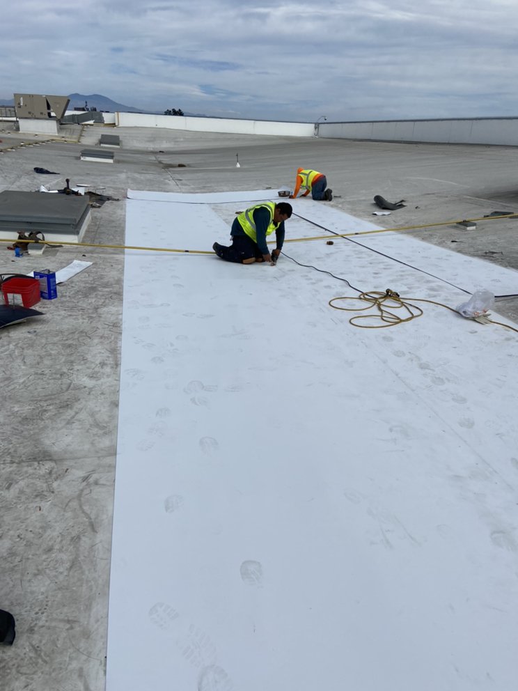 Slide of Capitol Roofing