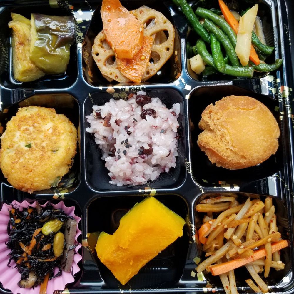 Teruya's Andagi - Veggie bento is a must! - Japanese Near Me - Honolulu, Hawaii Teruya's Andagi - Veggie bento is a must! - Japanese Near Me - Honolulu, Hawaii