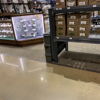 Cabela's - Outdoor Gear Near Me - Gainesville, Virginia