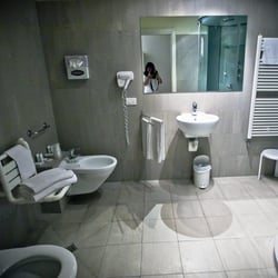 Hotel Cube