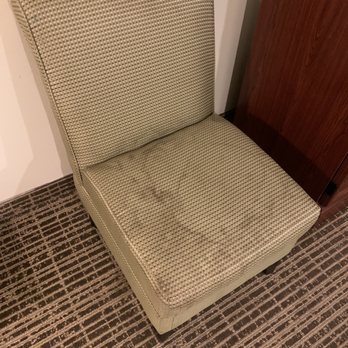 Quality Inn - Either some evacuated their bowels or they were doing some serious hot yoga.  This belongs by the road, not in my room - Hotels Near Me - Greeneville, Tennessee