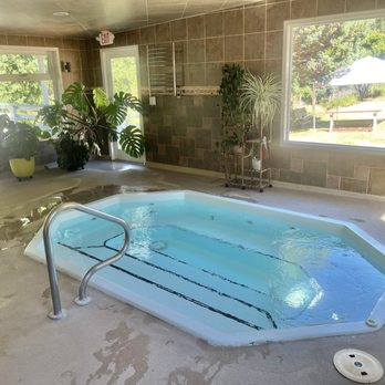 Mountaindale Sun Resort - Resorts Near Me - North Plains, Oregon Mountaindale Sun Resort - Resorts Near Me - North Plains, Oregon