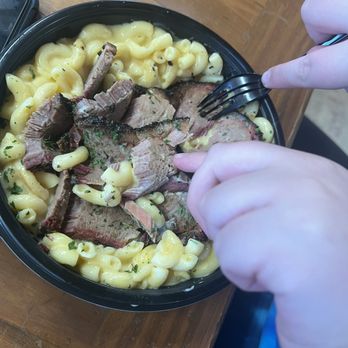 Schoepf's Bar-B-Que - Brisket Mac! Made my daughter a very happy camper! And it truly was tasty! - Barbeque Near Me - Belton, Texas Schoepf's Bar-B-Que - Brisket Mac! Made my daughter a very happy camper! And it truly was tasty! - Barbeque Near Me - Belton, Texas