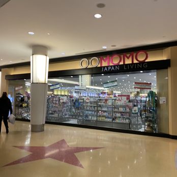Oomomo - Department Stores Near Me - Burnaby, British Columbia