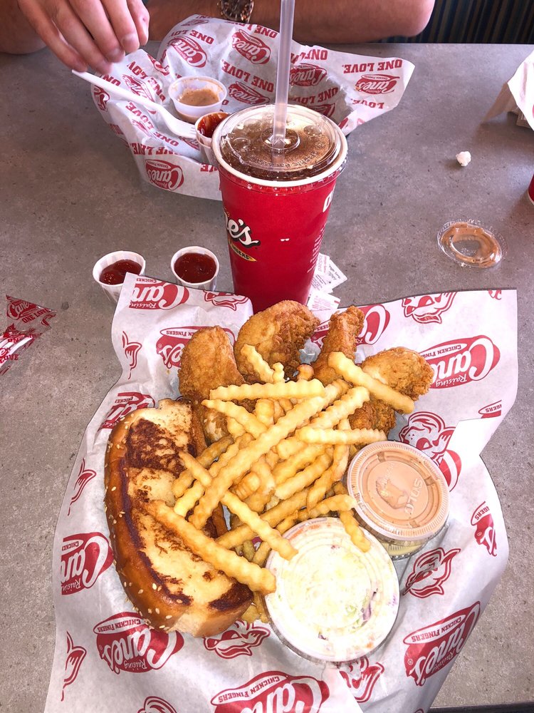 Raising Cane's Chicken Fingers, Columbus Roadtrippers