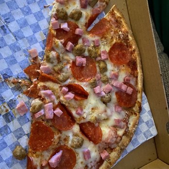 Vegas Best Pizza - Sad lookin pizza - Pizza Near Me - Las Vegas, Nevada Vegas Best Pizza - Sad lookin pizza - Pizza Near Me - Las Vegas, Nevada
