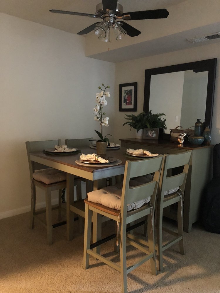 NORTH SHORE GARDENS APARTMENTS Updated August 2024 51 Photos & 13