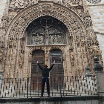 Gourmet Madrid - Iglesia de Santa Maria - Food Tours Near Me - Madrid, M