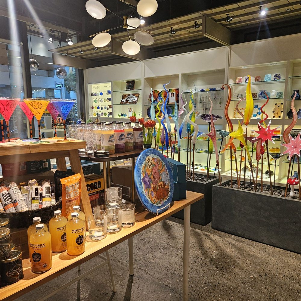 Made In Washington - Interior - Specialty Food Near Me - Bellevue, Washington Made In Washington - Interior - Specialty Food Near Me - Bellevue, Washington
