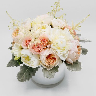 Bloomie Flower Studio by null