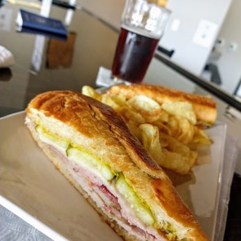 Cadillac Straits Brewing Co - a sandwich and chips - Breweries Near Me - Madison Heights, Michigan Cadillac Straits Brewing Co - a sandwich and chips - Breweries Near Me - Madison Heights, Michigan