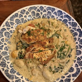 Garp & Fuss - Truffle gnocchi with blackened chicken - American Near Me - Winter Park, Florida