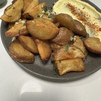 Cafe Bon Bon - Coffee & Tea Near Me - Richmond Hill, Ontario