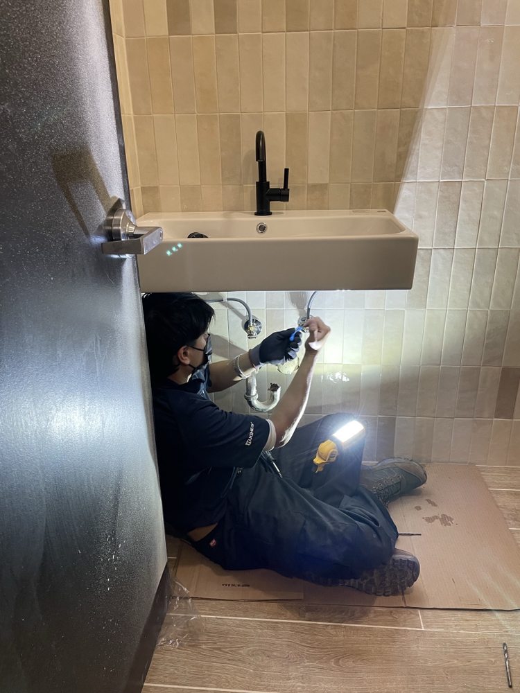 Slide of Morenos Premium Plumbing
