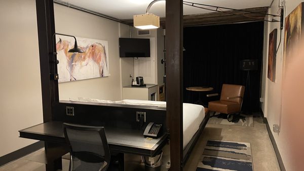 FOUND:RE Phoenix Hotel by null