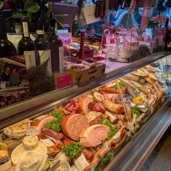 Urbanek - Specialty Food Near Me - Vienna, 9