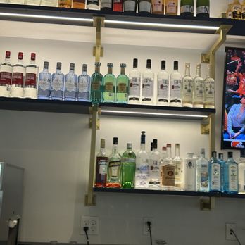 Harry's Restaurant - Full bar! - Breakfast & Brunch Near Me - Houston, Texas Harry's Restaurant - Full bar! - Breakfast & Brunch Near Me - Houston, Texas