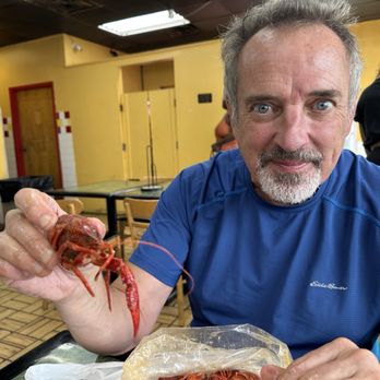 Capt. Sal's Seafood & Chicken - Crawfish! - Seafood Near Me - New Orleans, Louisiana