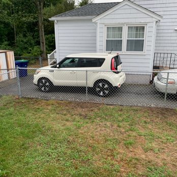 Vcoelho General Services - matches our other parts of fence well (we had a lower fence that did not match previously) - Landscaping Near Me