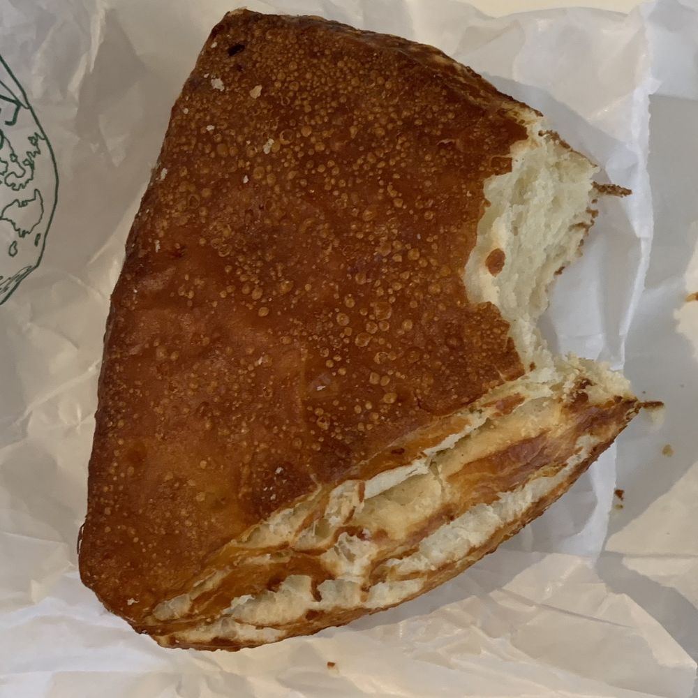 Spar - Laugenecke, Traditional Austrian toasted morning biscuit (soft,flaky) - Grocery Near Me - Salzburg, 5